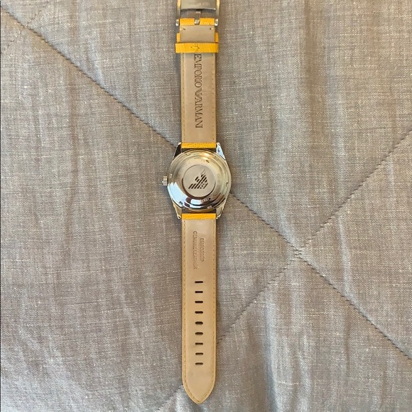 Emporio Armani Watch - Picture 4 of 8